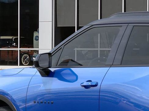New 2026 Chevrolet Blazer LT AWD/4WD image 12
