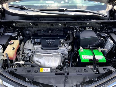 Used 2018 Toyota RAV4 XLE w/ Plus Extra Value Package FWD image 31