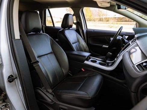 Used 2011 Ford Edge SEL w/ 202A Rapid Spec Order Code image 22