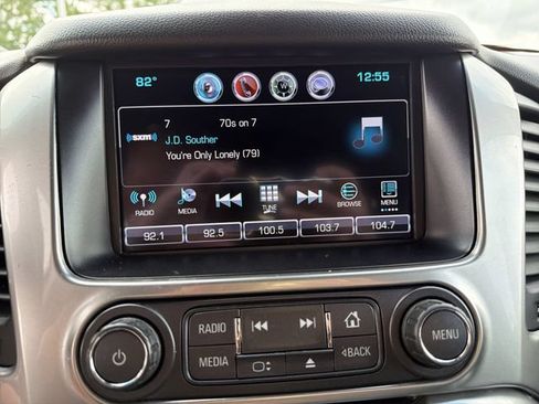 Used 2018 Chevrolet Suburban Premier AWD/4WD image 22