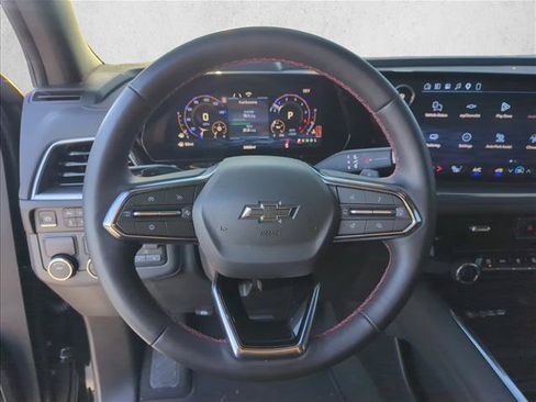 Used 2026 Chevrolet Suburban RST w/ Comfort Package RWD image 10
