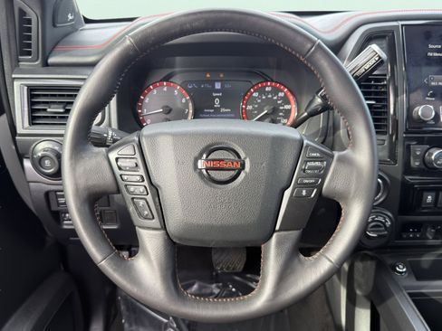 Used 2021 Nissan Titan PRO-4X w/ Pro-4x Convenience Package image 41