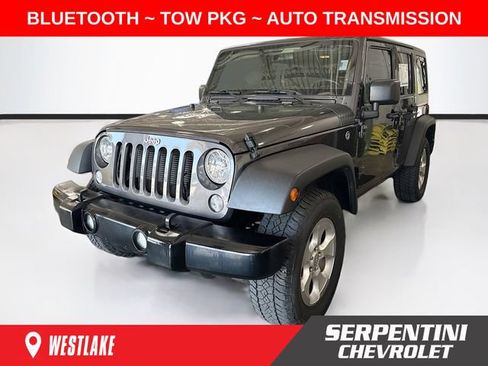 Used 2018 Jeep Wrangler Unlimited Sport w/ Connectivity Group AWD/4WD image 1