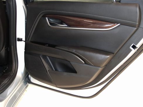 Used 2016 Cadillac XTS Luxury image 56