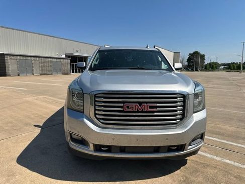 Used 2018 GMC Yukon SLT w/ Premium Edition RWD image 2