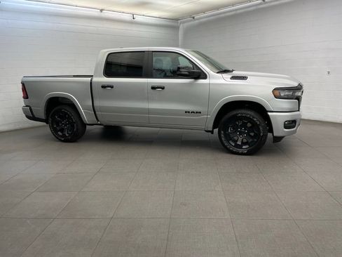 New 2026 RAM 1500 4x4 Crew Cab image 2