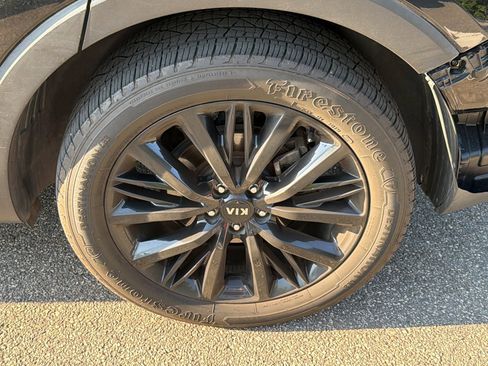 Used 2020 Kia Telluride SX FWD image 12