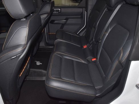 Certified 2024 Ford Bronco Badlands w/ Sasquatch Package AWD/4WD image 14