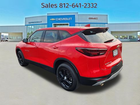 Used 2023 Chevrolet Blazer LT AWD/4WD image 5