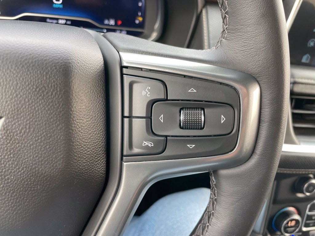 Used 2022 Chevrolet Tahoe Premier AWD/4WD image 23