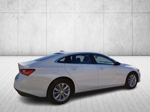 Used 2025 Chevrolet Malibu LT image 5