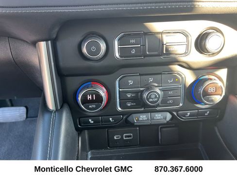 Used 2021 Chevrolet Tahoe LT image 18