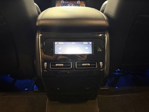 Used 2023 Lincoln Aviator Reserve w/ Equipment Group 201A AWD/4WD image 18