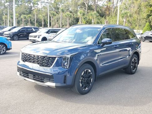 New 2026 Kia Sorento S FWD image 3
