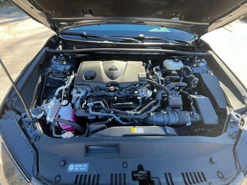 Used 2025 Toyota Camry LE image 27
