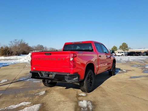 Used 2023 Chevrolet Silverado 1500 Custom Trail Boss AWD/4WD image 5