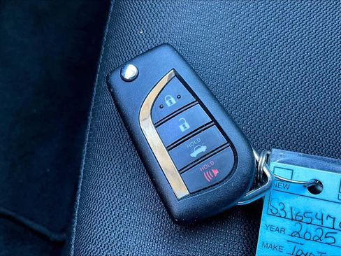 Certified 2025 Toyota Corolla LE image 14