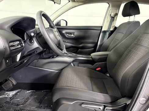 Used 2025 Honda HR-V LX image 23