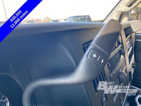 Used 2024 Chevrolet Express 2500 image 23