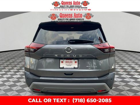 Used 2021 Nissan Rogue SV AWD/4WD image 5