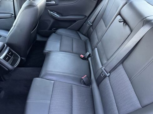 Used 2017 Chevrolet Impala LT image 5