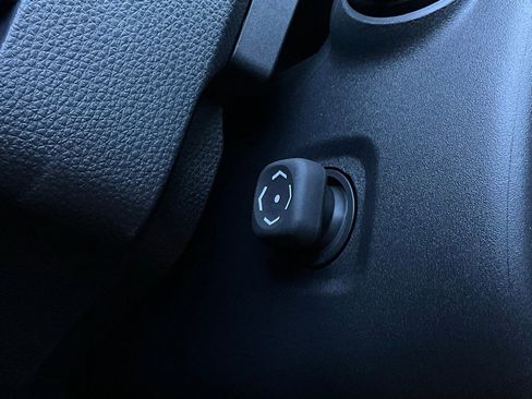 Used 2025 Toyota 4Runner Trailhunter image 47