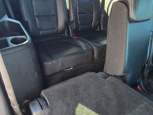 Used 2016 Ford Explorer XLT w/ Equipment Group 202A FWD image 20