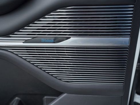 Used 2024 Jeep Grand Wagoneer L Series III image 35