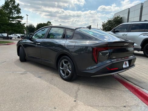 Used 2025 Kia K4 FWD image 8