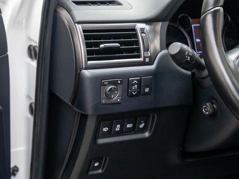 Used 2022 Lexus GX 460 image 20