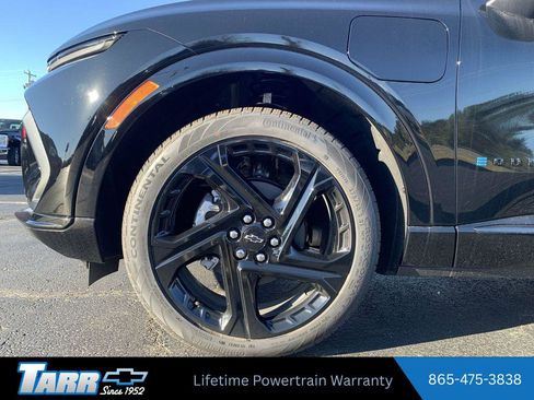 New 2026 Chevrolet Equinox EV RS w/ Convenience Package II AWD/4WD image 19