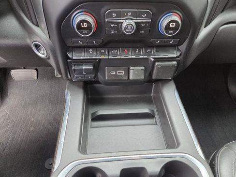 Used 2020 Chevrolet Silverado 1500 RST AWD/4WD image 26