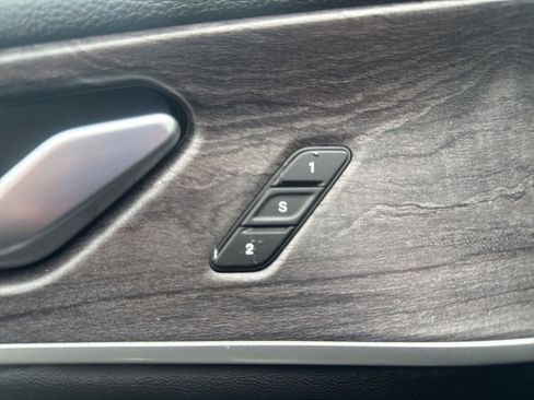 Used 2023 Jeep Grand Cherokee L Limited image 28