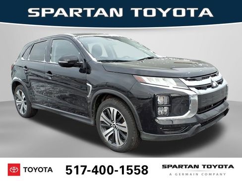 Used 2023 Mitsubishi Outlander Sport SE image 5