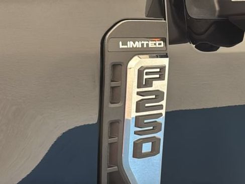 Used 2023 Ford F250 Limited AWD/4WD image 48