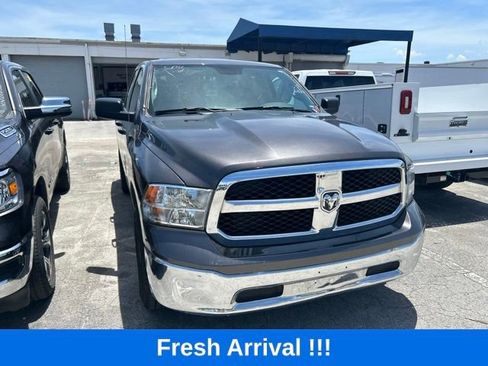 Used 2024 RAM 1500 Classic SLT AWD/4WD image 5