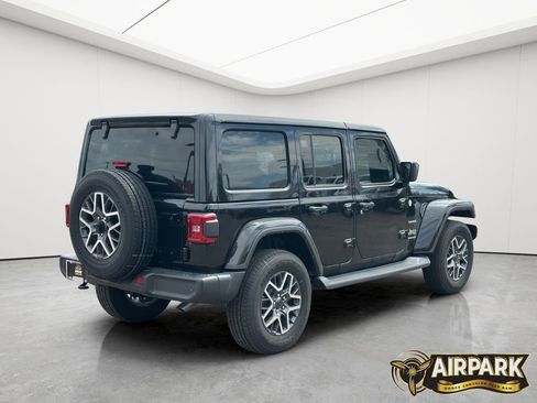 New 2024 Jeep Wrangler Unlimited Sahara w/ Safety Group AWD/4WD image 4