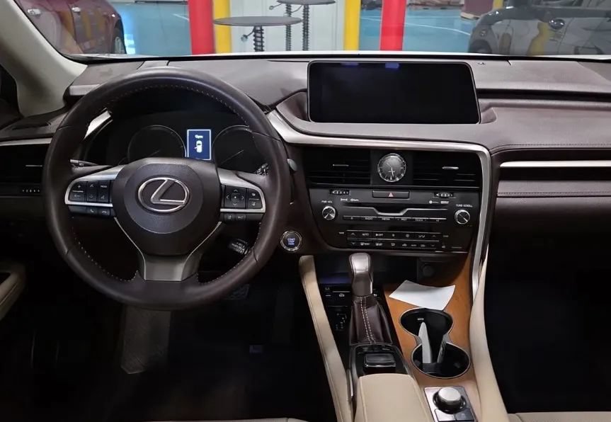 Used 2017 Lexus RX 350 AWD w/ Premium Package image 2