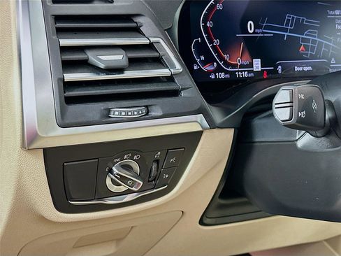 Used 2022 BMW X3 xDrive30i w/ Convenience Package image 10