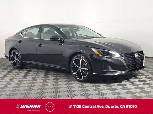 New 2025 Nissan Altima 2.5 SR w/ SR Premium Package image 1