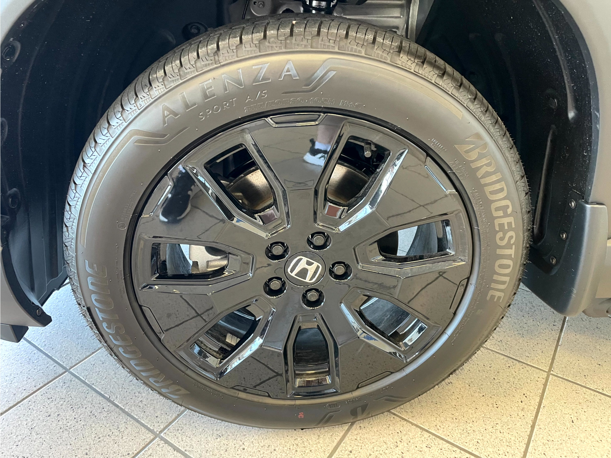 New 2026 Honda Pilot Black Edition image 4