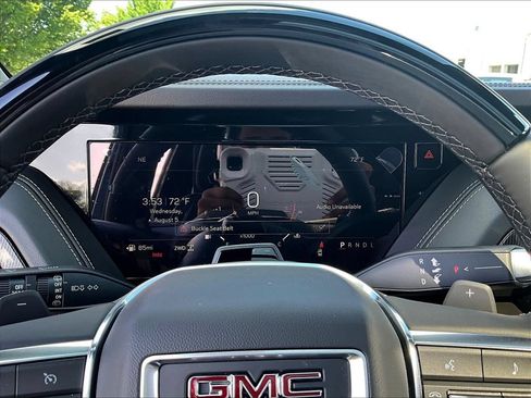 New 2026 GMC Yukon XL Elevation w/ Elevation Premium Package AWD/4WD image 21