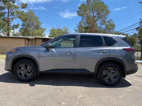 New 2026 Nissan Rogue SV w/ Cold Weather Package AWD/4WD image 2
