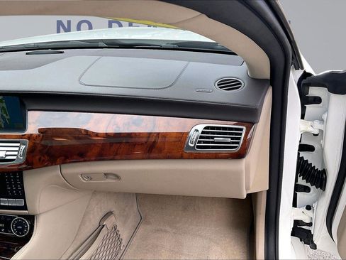 Used 2014 Mercedes-Benz CLS 550 image 25