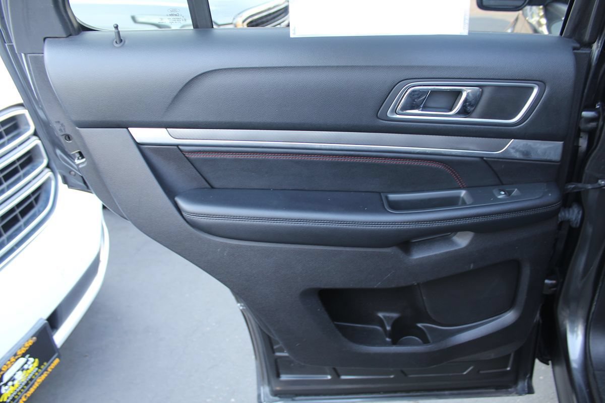 Used 2017 Ford Explorer Sport AWD/4WD image 24