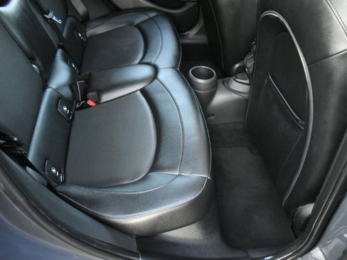 Used 2015 MINI Cooper S image 26