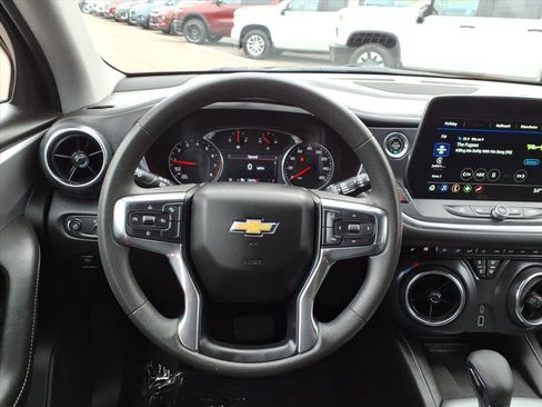 Used 2024 Chevrolet Blazer LT w/ Convenience Package image 15