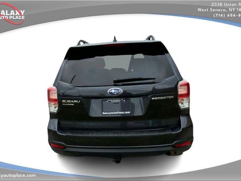 Used 2018 Subaru Forester 2.5i Premium image 6