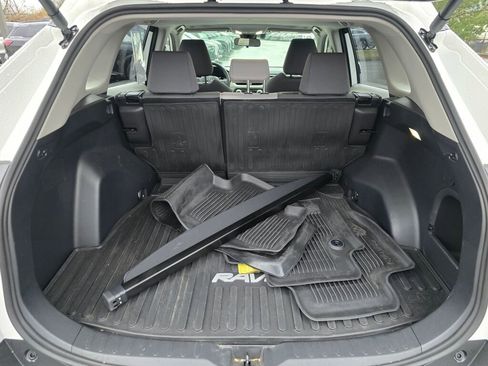 Used 2025 Toyota RAV4 XLE image 14