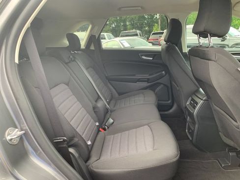 Used 2024 Ford Edge SE AWD/4WD image 13